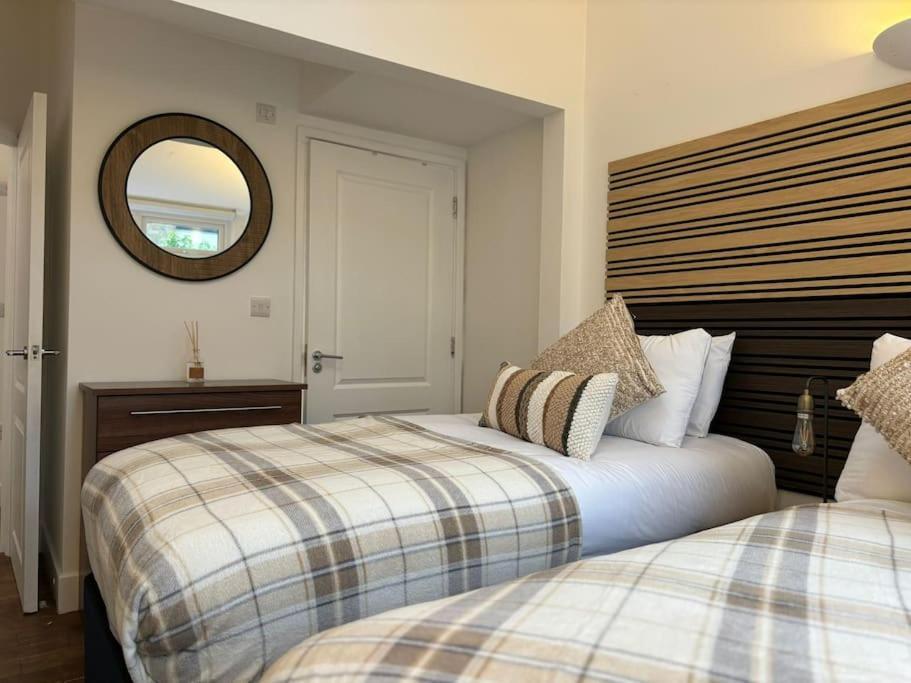 The Urban Retreat 4bdr Sleep 14 Hébergement de vacances