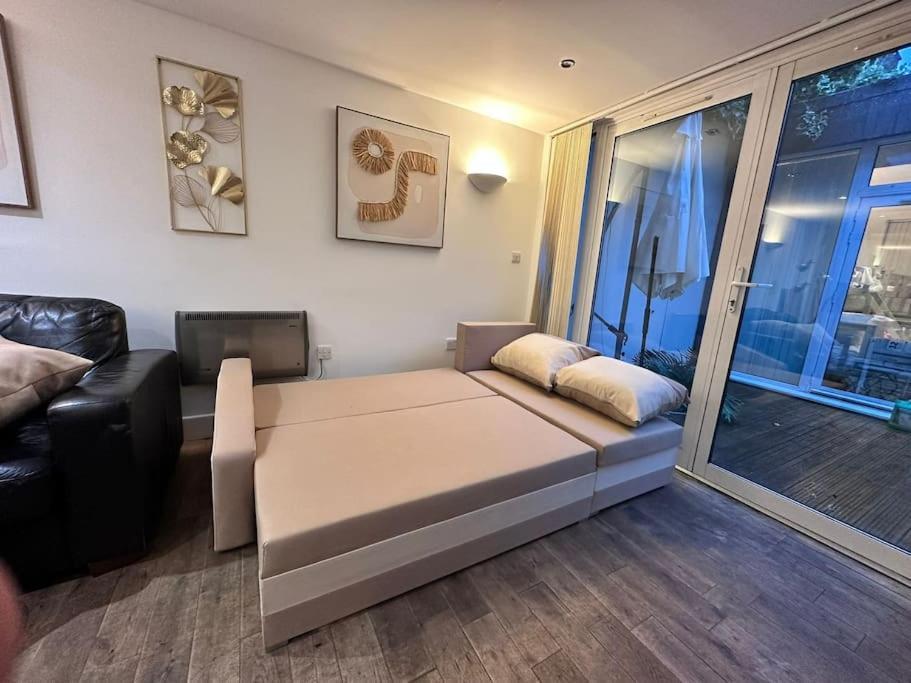 The Urban Retreat 4bdr Sleep 14 Hébergement de vacances Londres